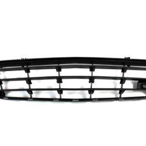 Reste bamperī vid - Opel Corsa 06-