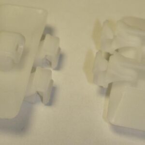 Universali Stiprinājumi/Klipši MB Moldingi