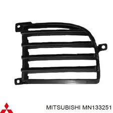 Left bumper grille - Mitsubishi Outlander 03-07